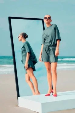 SLTINDRA SHORTS