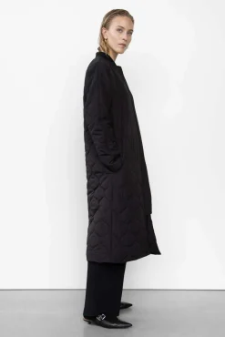 WBLCOPENHAGEN QUILTED COAT