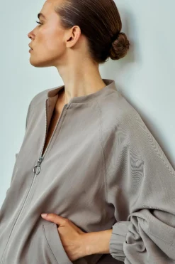 WBLVANILLA BOMBER JACKET