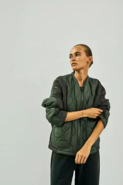 WBLZANDERS QUILTED BOMBER
